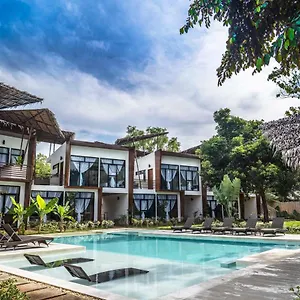 Bird Of Paradise **** Panglao
